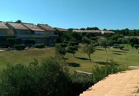 Aparthotel Capo Piccolo Club *