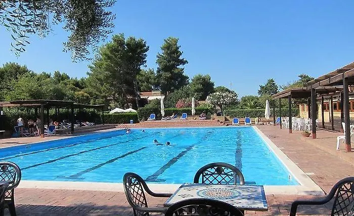 アパートホテル Capo Piccolo Club